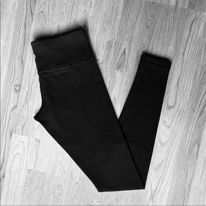 Lululemon Black Full Length Leggings (Excellent Condition)